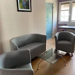 Hotell Logis Au Tambour Reims