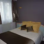 Hotell Logis Au Tambour 3*