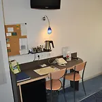 Logis Au Tambour Hotell Reims