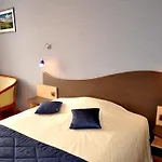 Logis Au Tambour Hotel