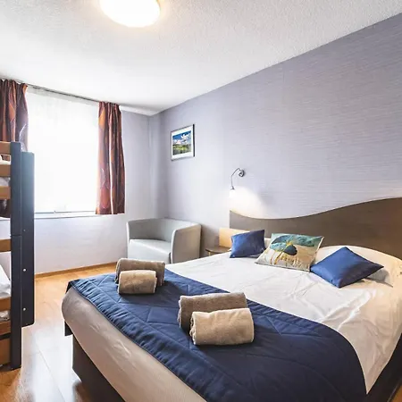 Logis Au Tambour Hotel 3*