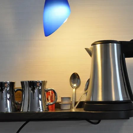 Logis Au Tambour Hotel