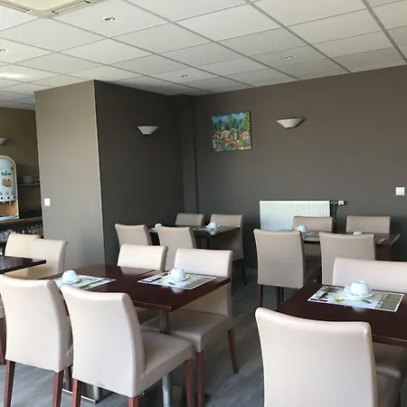 Logis Au Tambour Szálloda 3*