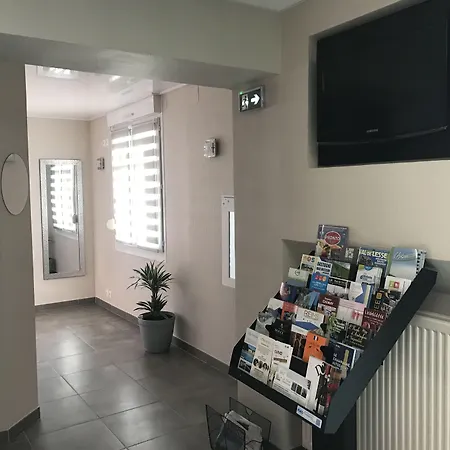 Logis Au Tambour Hotel 3*