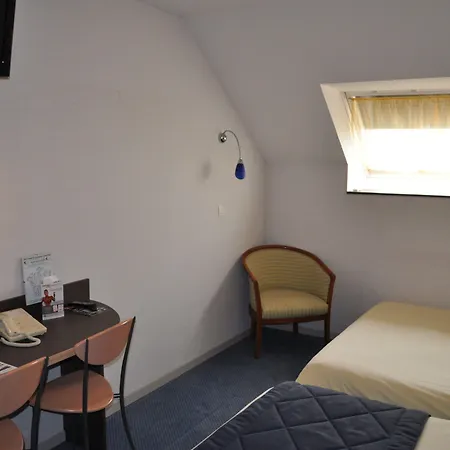 Ξενοδοχείο Logis Au Tambour 3*