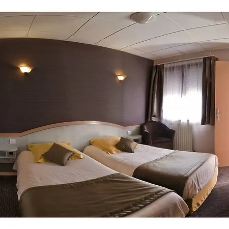 호텔 Logis Au Tambour 3*