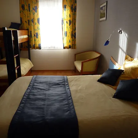 Logis Au Tambour Hotel 3*