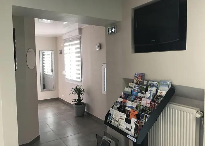 Logis Au Tambour Szálloda 3*