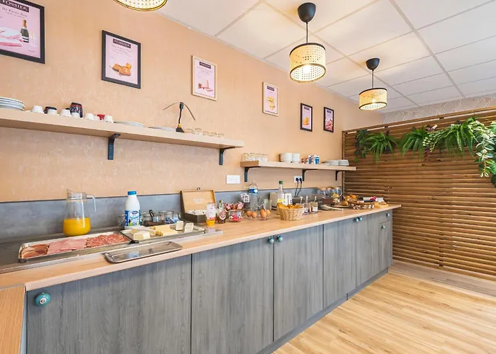 Logis Au Tambour Szálloda 3*