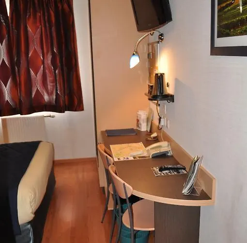 Szálloda Logis Au Tambour