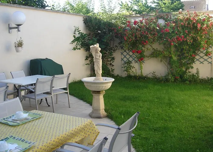 Hotel Logis Au Tambour 3*