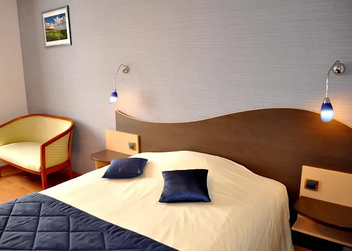 Logis Au Tambour Hotel